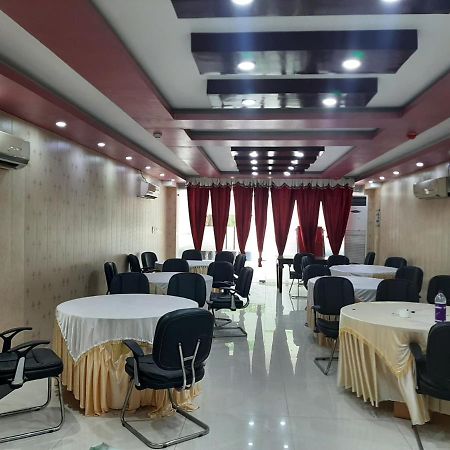 Hotel Platinum Plaza Rohtak Exteriér fotografie