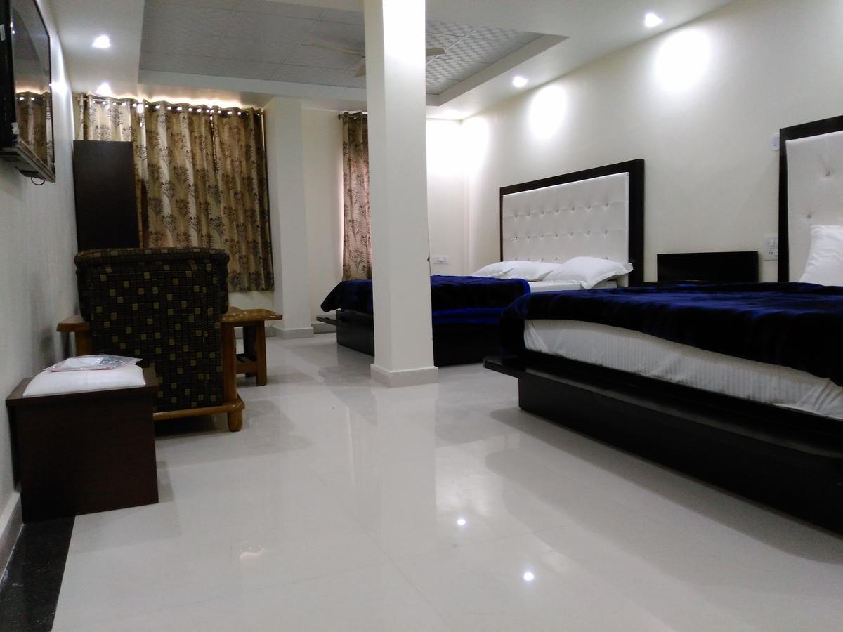 Hotel Platinum Plaza Rohtak Exteriér fotografie