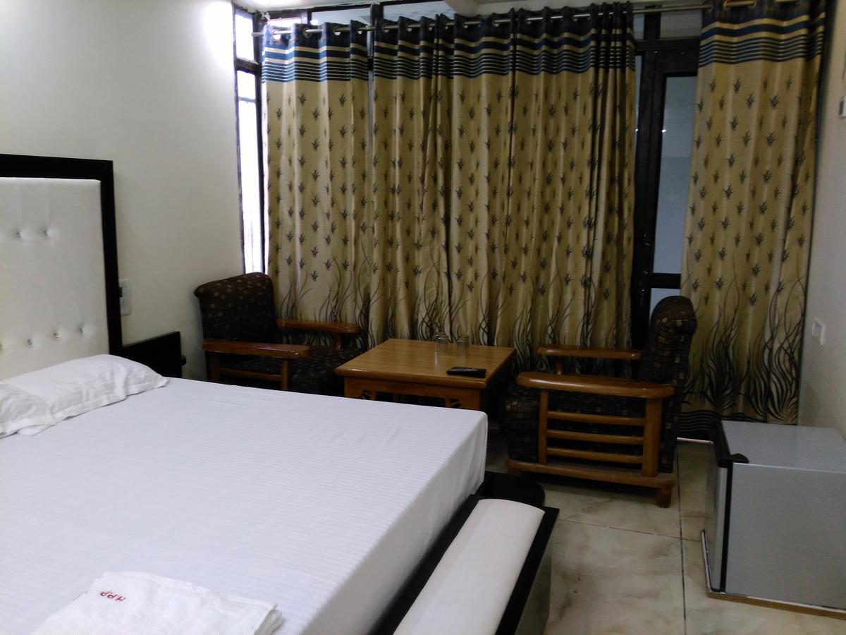 Hotel Platinum Plaza Rohtak Exteriér fotografie